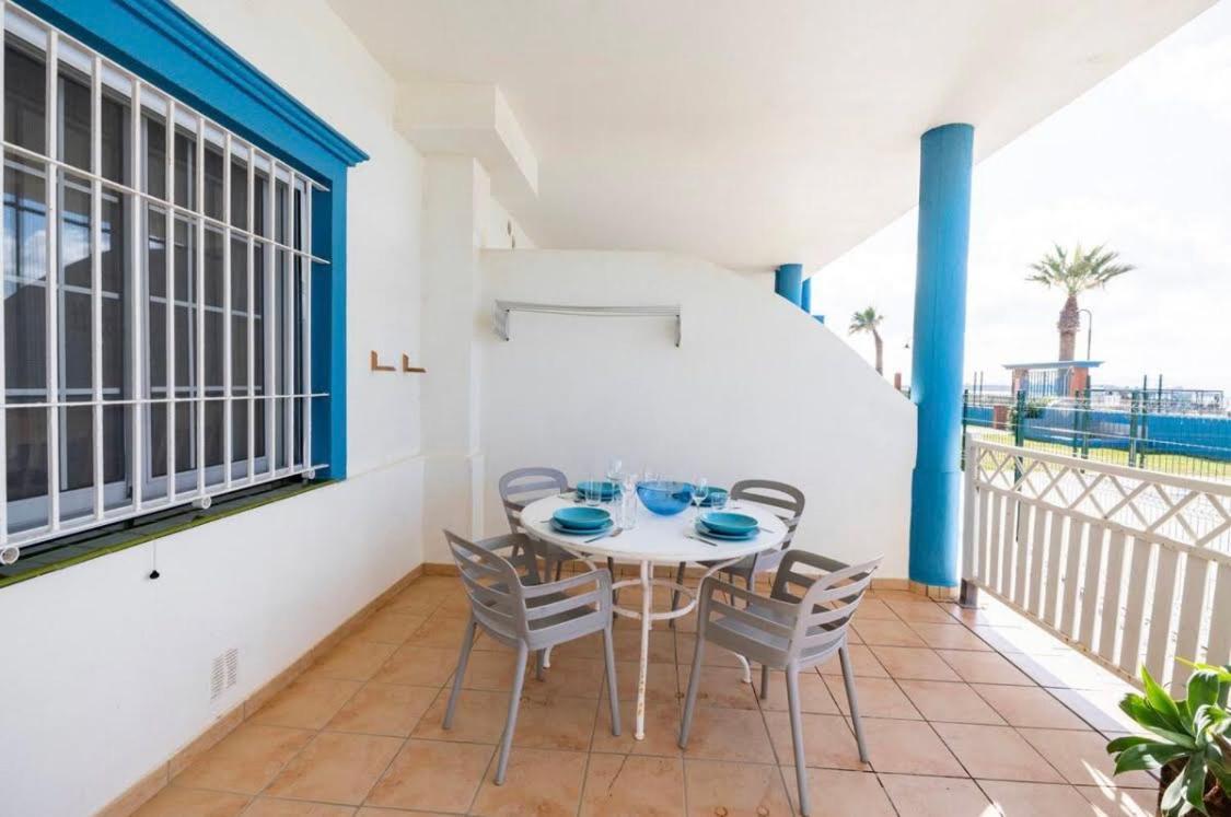 Apartamento La Tortuga II Beach Tarifa Dış mekan fotoğraf